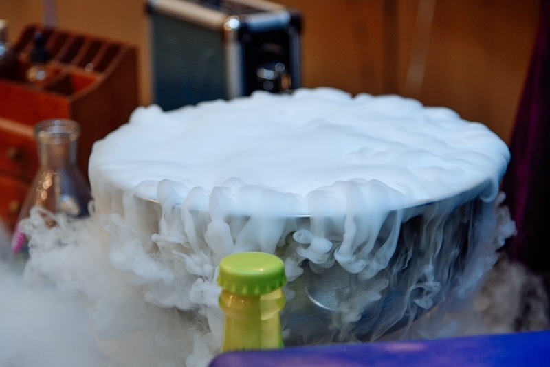 Научное шоу с сухим льдом